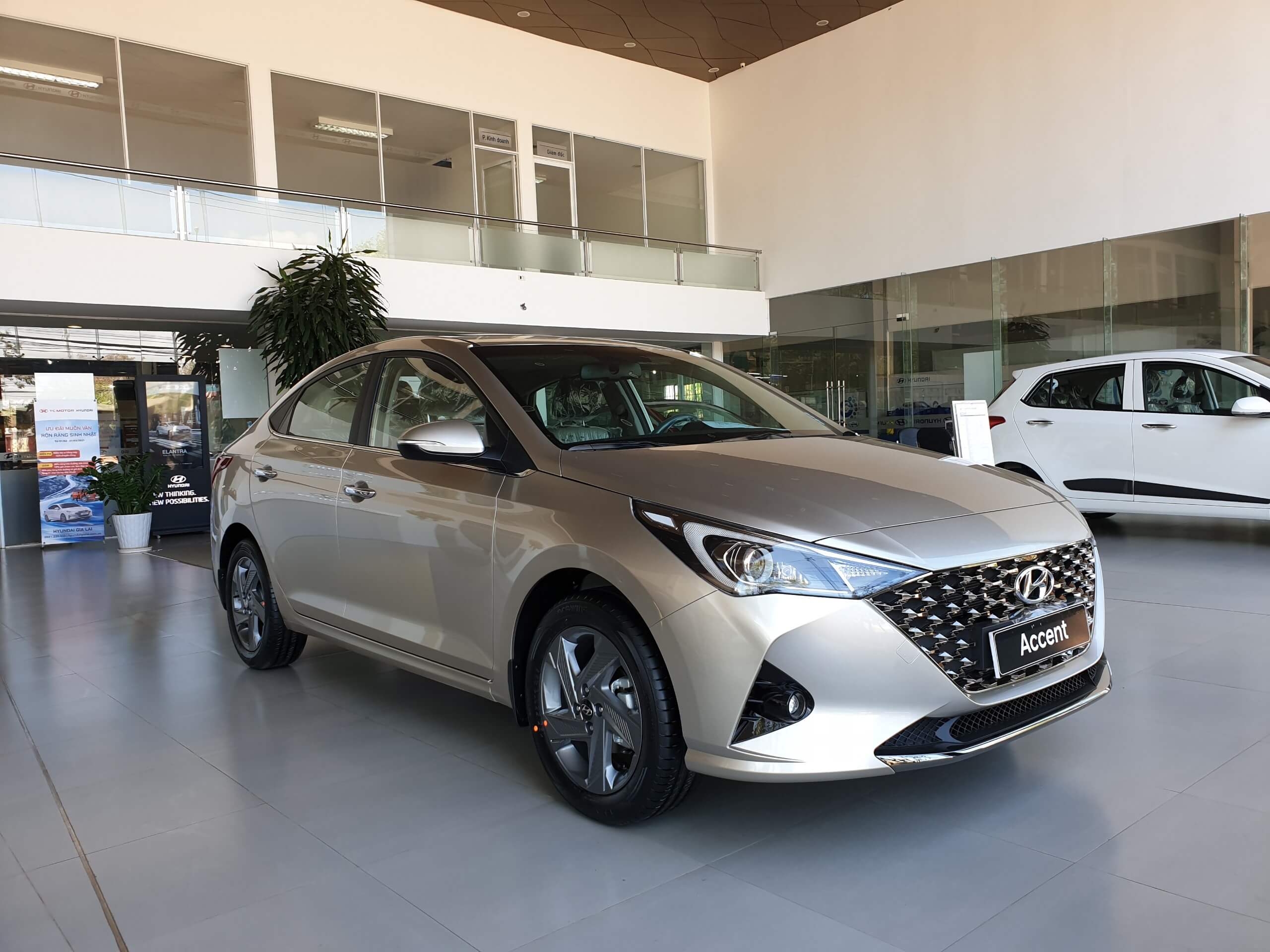 Hyundai Accent 2021 có mặt tại đại lý tăng lực cạnh tranh Toyota Vios